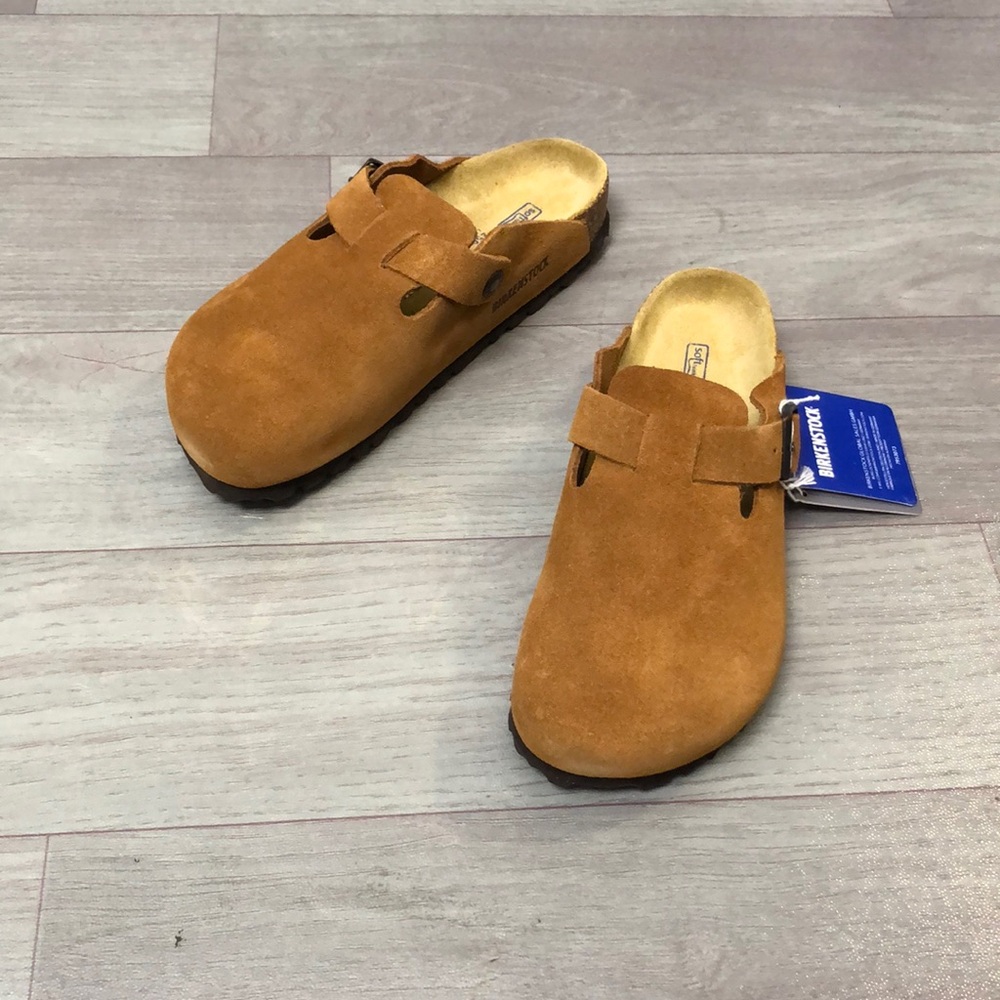 Bitkenston Boston Female Clog Suede Soft Footbed